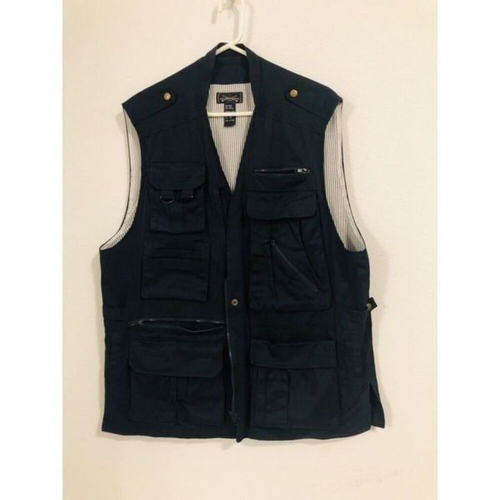 The Arrow Company Outdoor /Fishing  Navy Blue Vest Size XL  14 Pockets